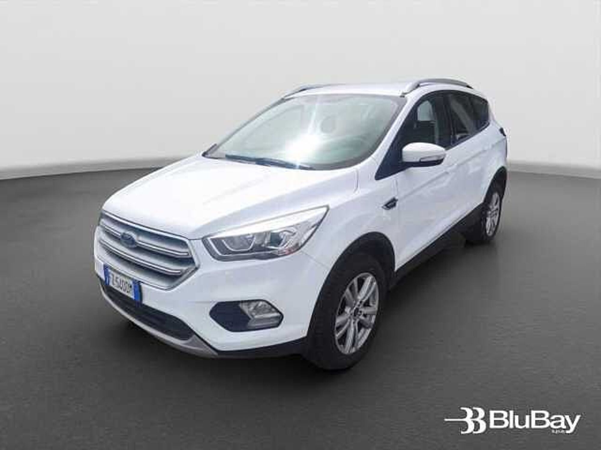 Ford Kuga 1.5 EcoBoost 120 CV 2WD Titanium del 2019 usata a Livorno