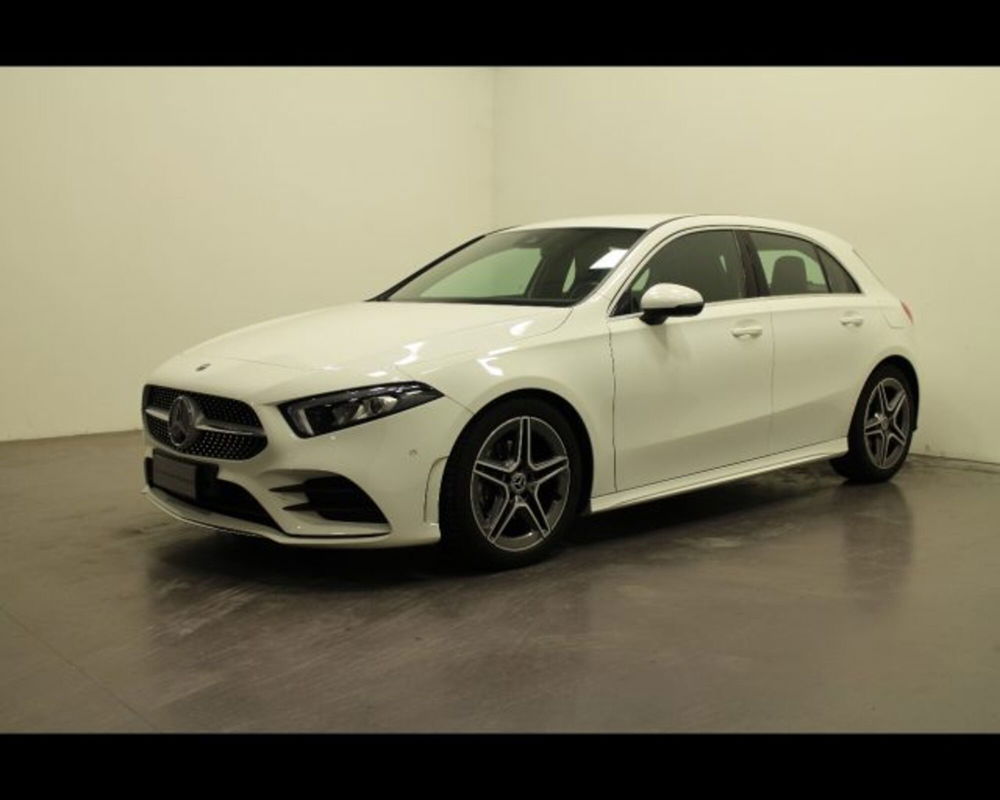 Mercedes-Benz CLA 180 d Premium  del 2020 usata a Conegliano