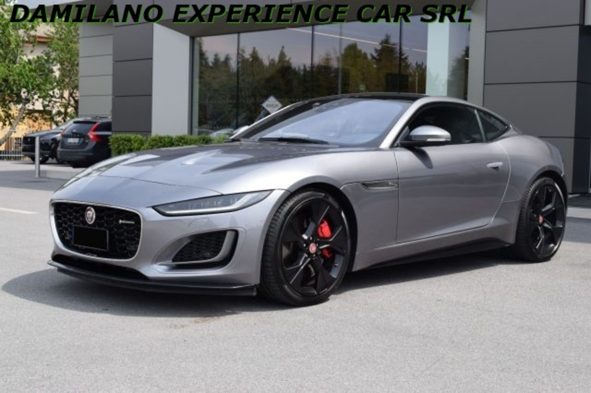 Jaguar F-Type Coup&eacute; 2.0 aut. Coup&eacute; R-Dynamic Black del 2020 usata a Cuneo