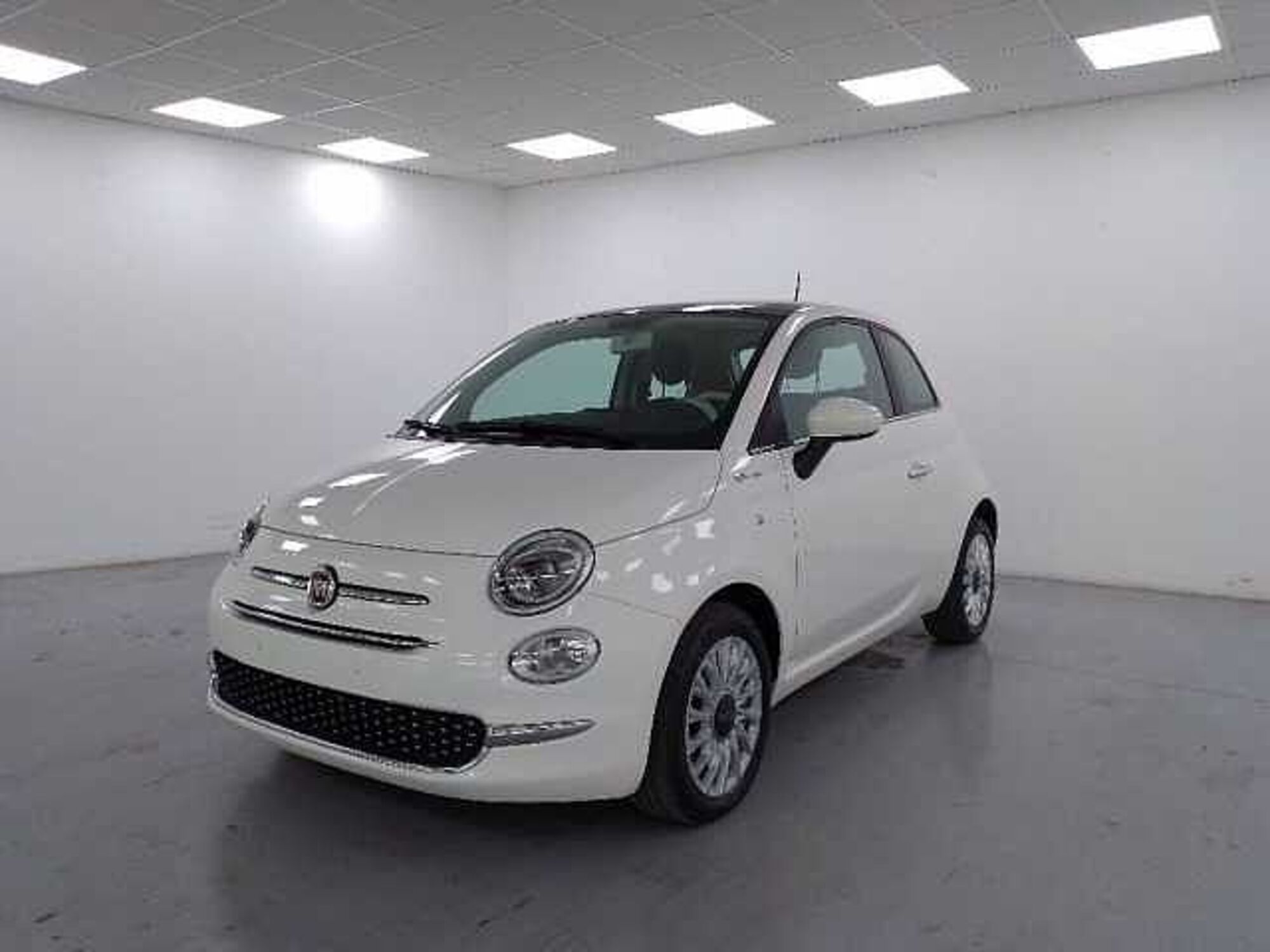 Fiat 500 1.0 hybrid Dolcevita 70cv del 2021 usata a Cuneo