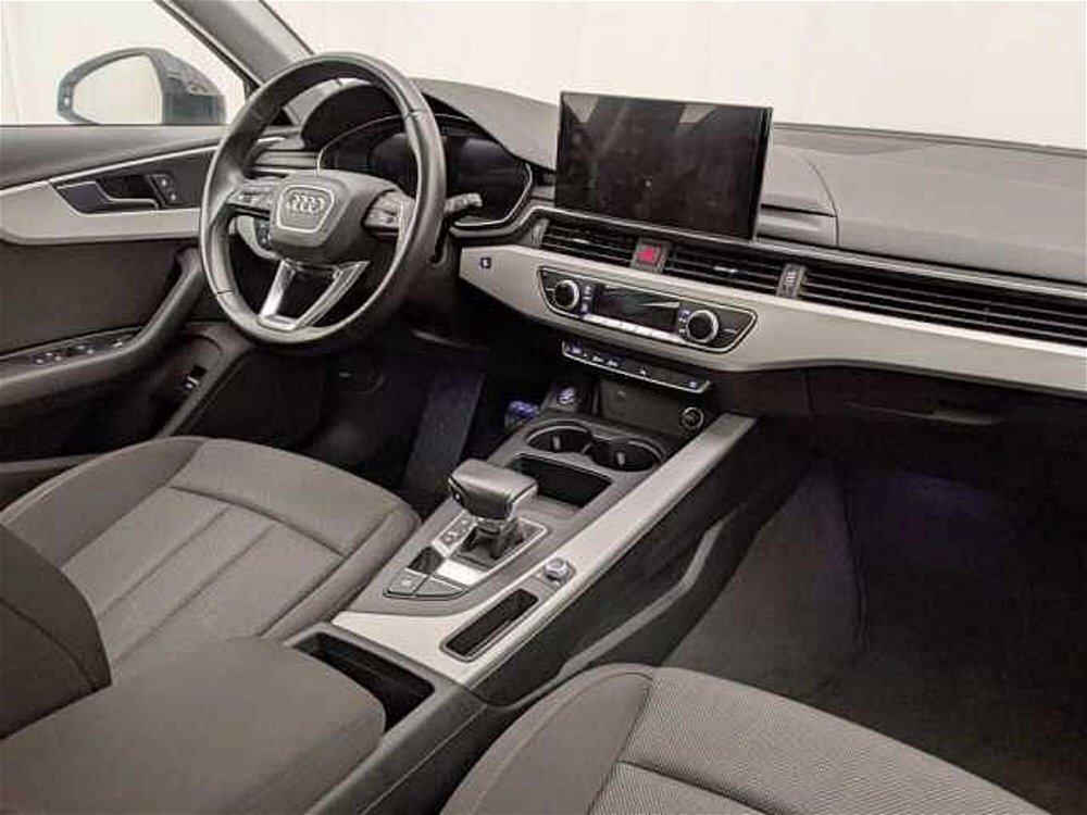 Audi A4 Avant 35 TDI/163 CV S tronic Business Advanced  del 2021 usata a Pesaro (3)