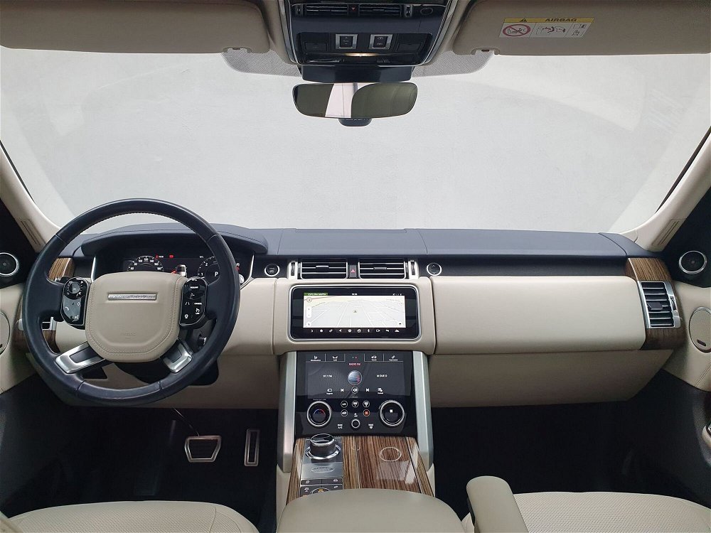 Land Rover Range Rover 3.0 TDV6 Vogue  del 2018 usata a Misterbianco (4)