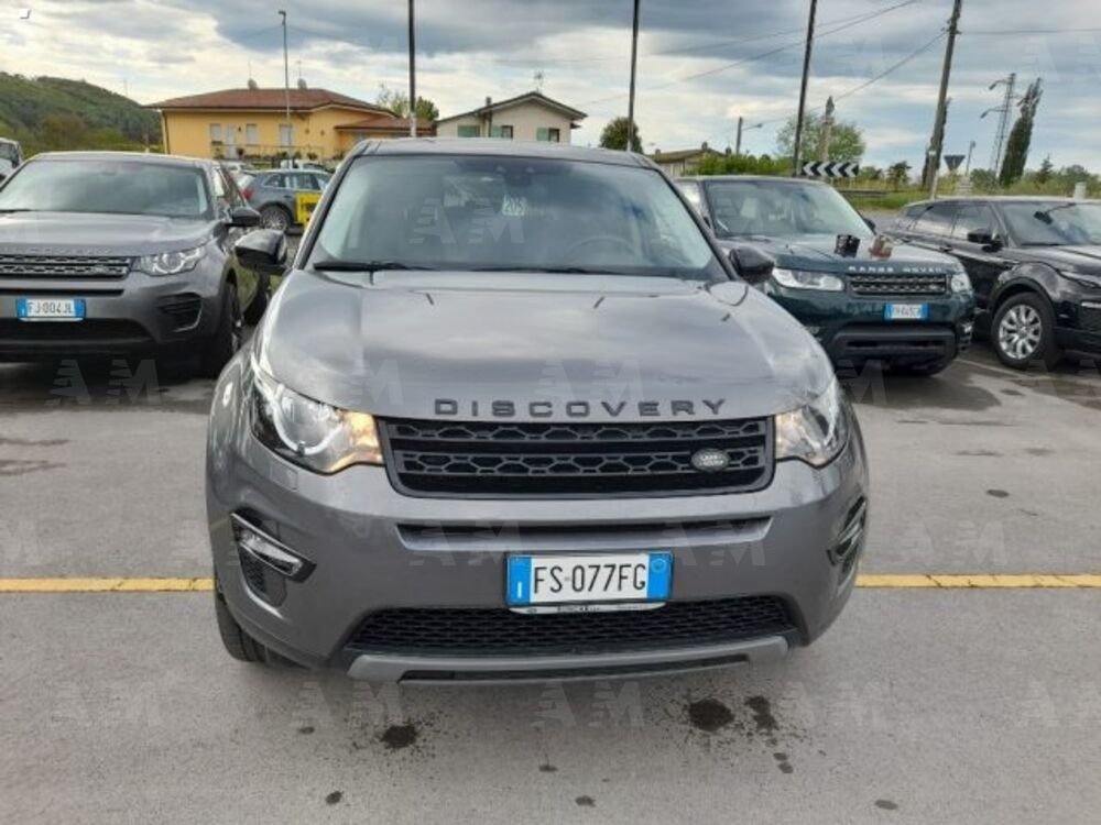 Land Rover Discovery Sport 2.0 TD4 150 CV SE  del 2018 usata a Massarosa (2)