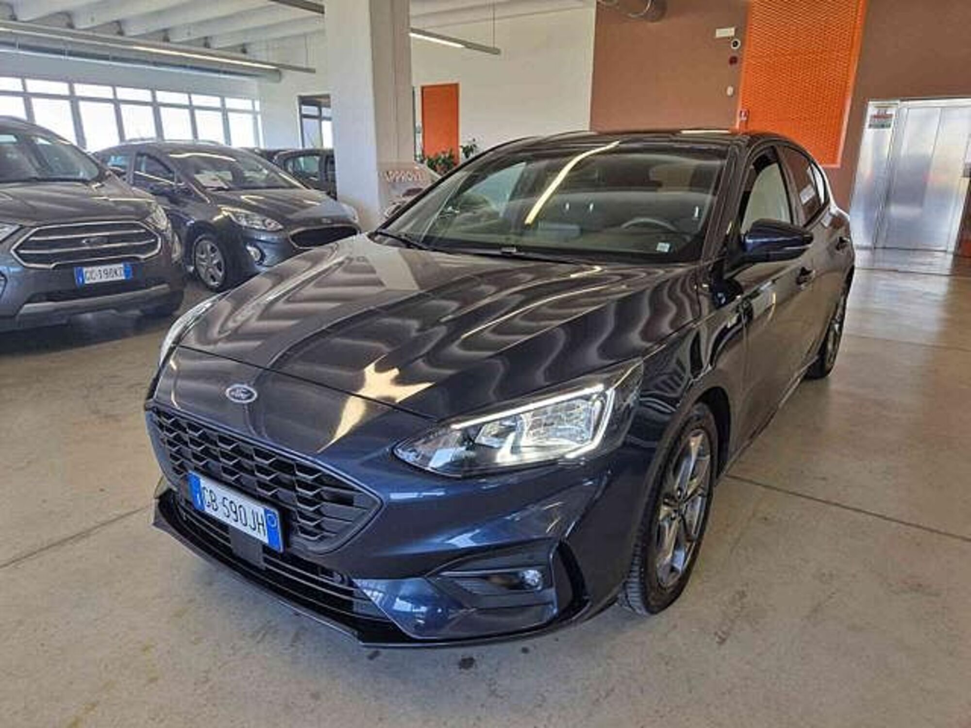 Ford Focus 1.0 EcoBoost Hybrid 125 CV 5p. ST-Line  del 2020 usata a Imola