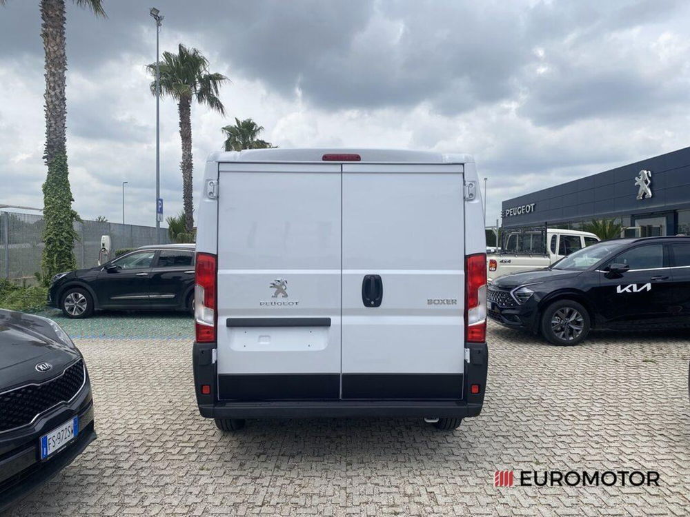 Peugeot Boxer Furgone nuova a Bari (6)