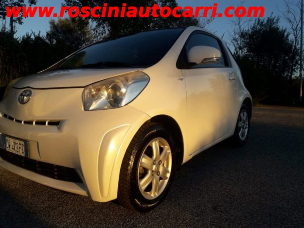 Toyota iQ usata a Roma