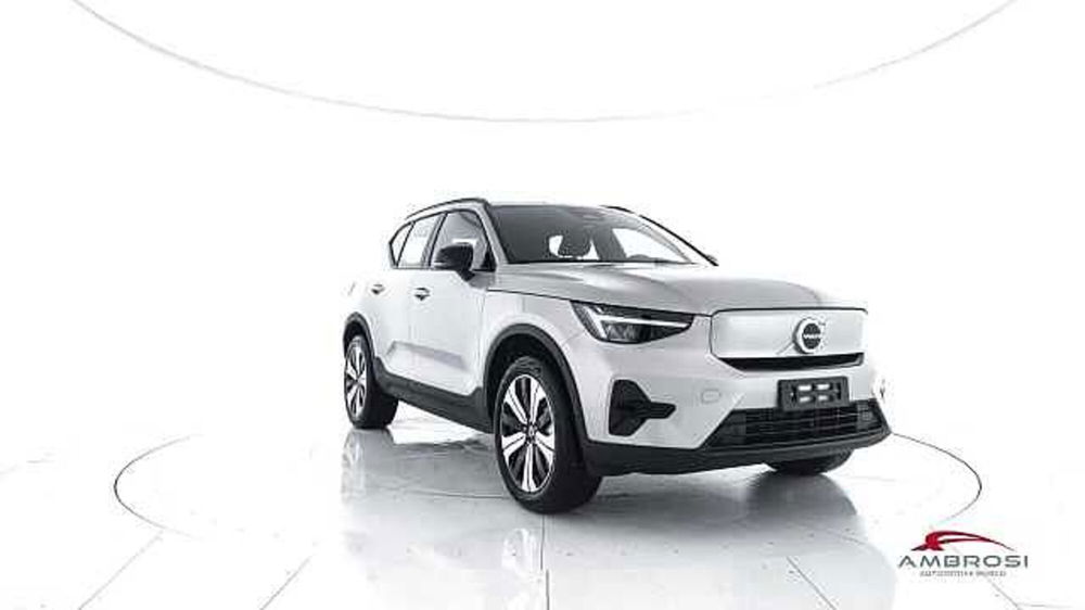 Volvo XC40 Recharge Pure Electric Twin Motor AWD Plus  nuova a Corciano (2)