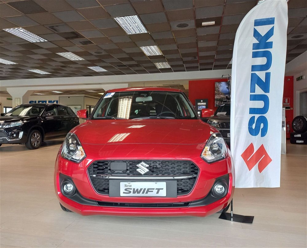 Suzuki Swift 1.2 Hybrid Easy Top nuova a San Vittore Olona (3)