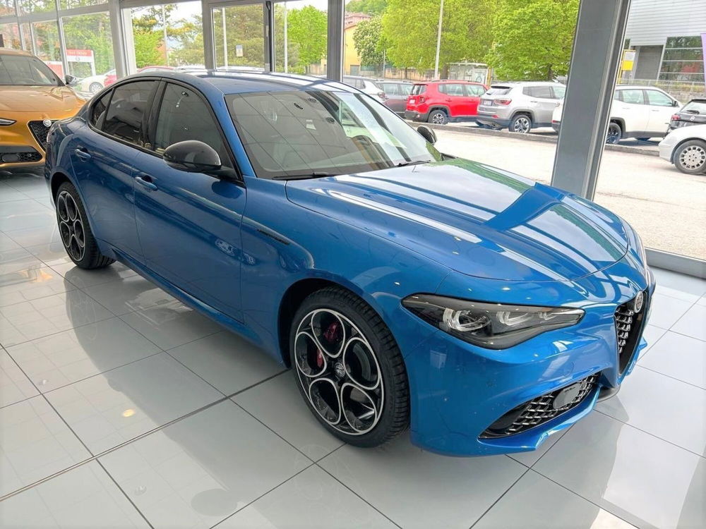 Alfa Romeo Giulia nuova a Ancona (7)