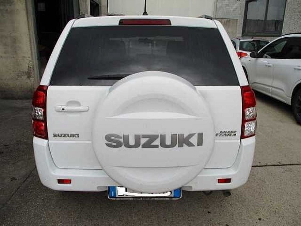 Suzuki Grand Vitara 1.9 DDiS 5 porte Offroad del 2012 usata a Bracciano (4)