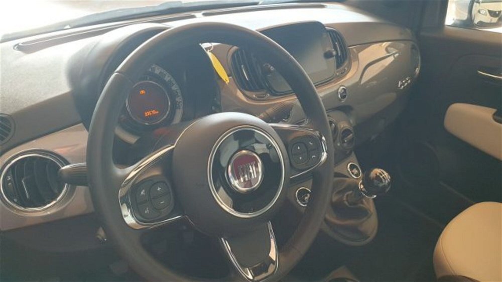 Fiat 500 1.0 Hybrid Dolcevita  del 2021 usata a Sanremo (4)