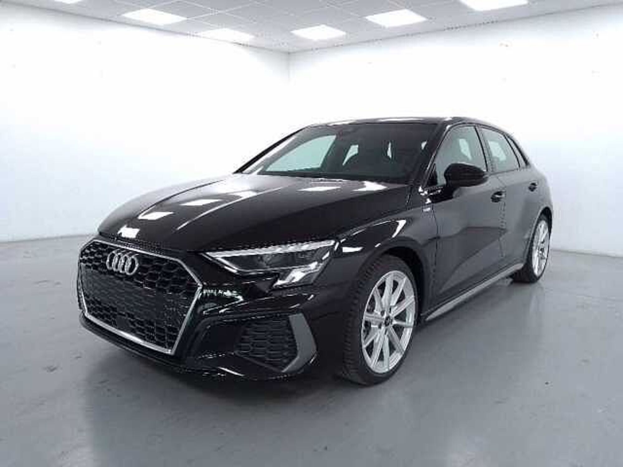 Audi A3 Sportback 35 2.0 tdi S line edition s-tronic nuova a Cuneo