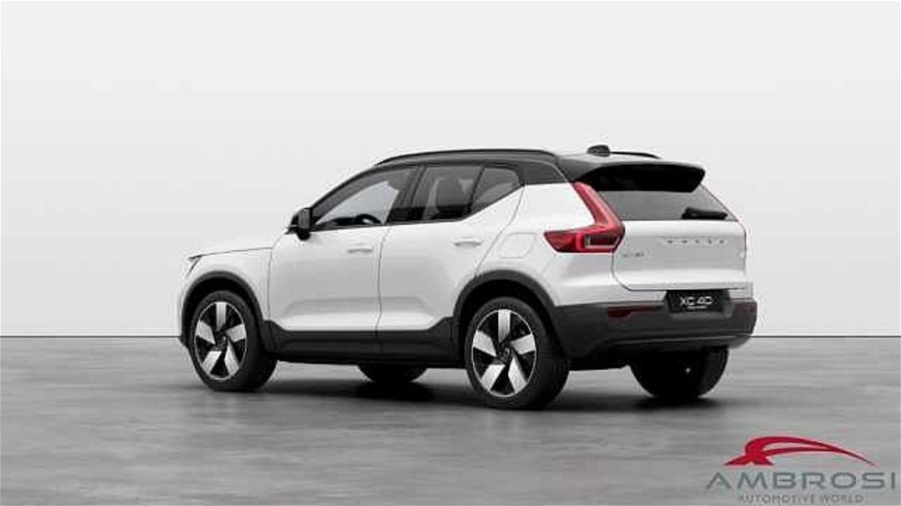 Volvo XC40 Recharge Pure Electric Single Motor FWD Plus N1 nuova a Viterbo (3)