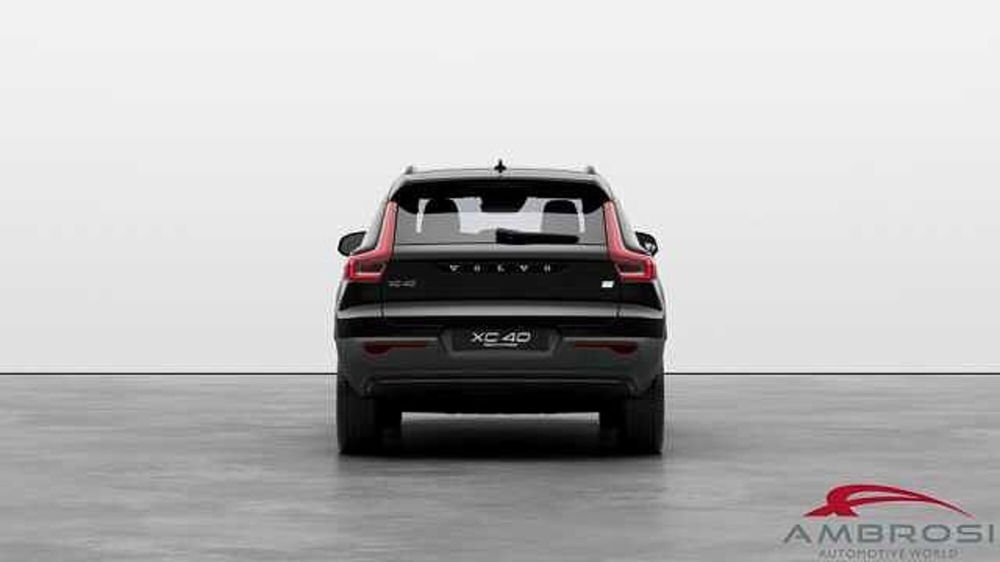 Volvo XC40 nuova a Viterbo (5)