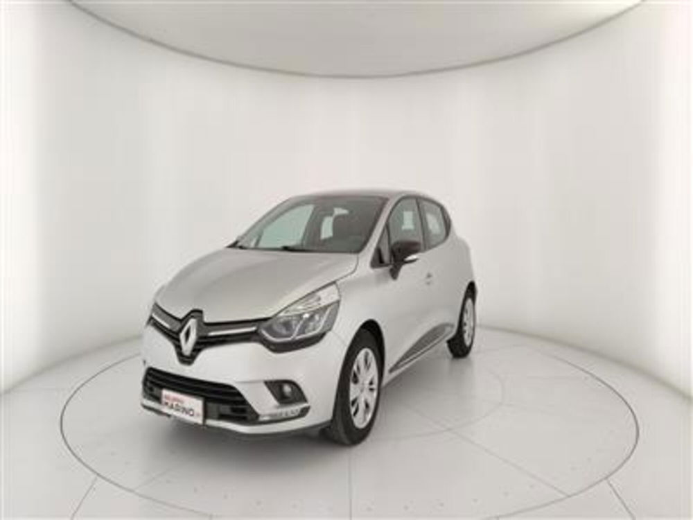 Renault Clio 1.5 dCi 8V 75CV Start&Stop 5 porte Van Energy del 2019 usata a Bari