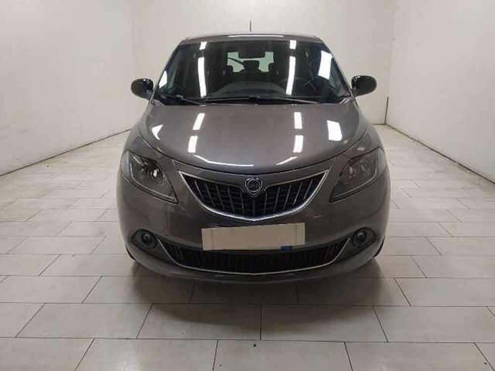 Lancia Ypsilon usata a Cuneo