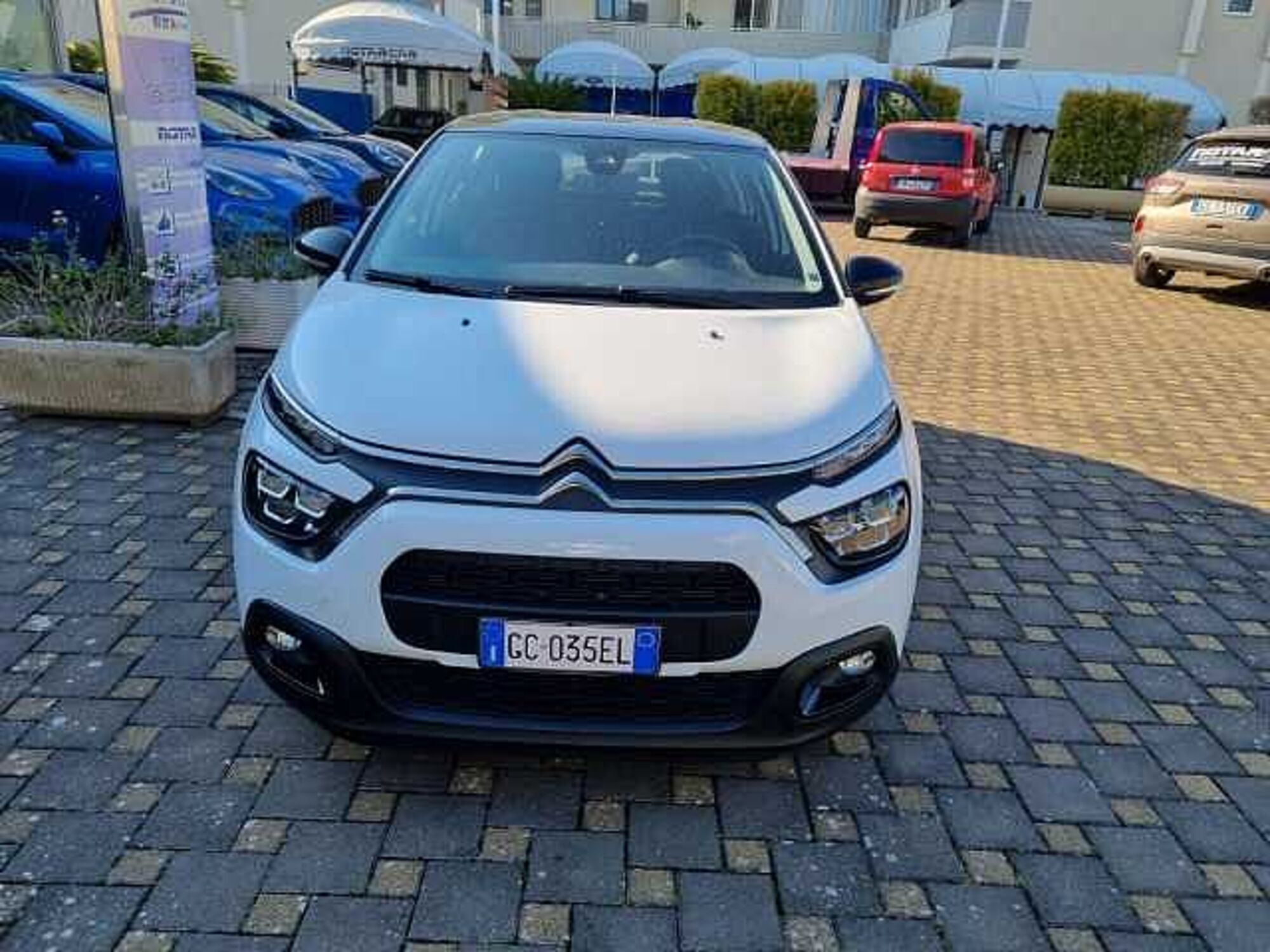 Citroen C3 PureTech 83 S&amp;S Shine  del 2020 usata a Monopoli