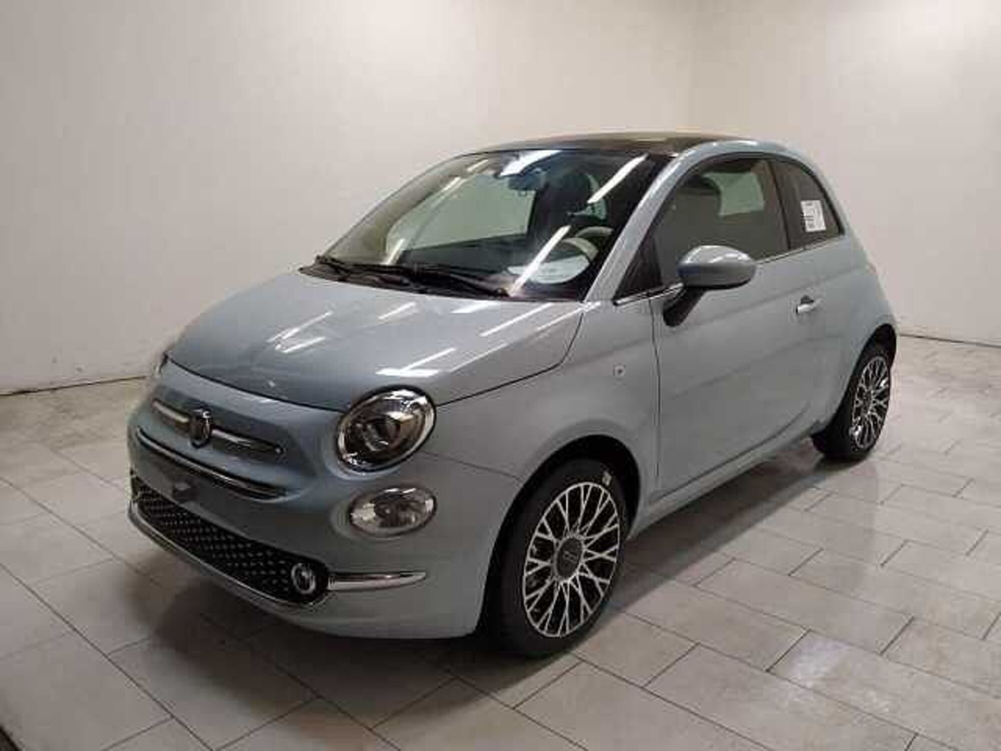 Fiat 500 1.0 hybrid Dolcevita 70cv nuova a Cuneo