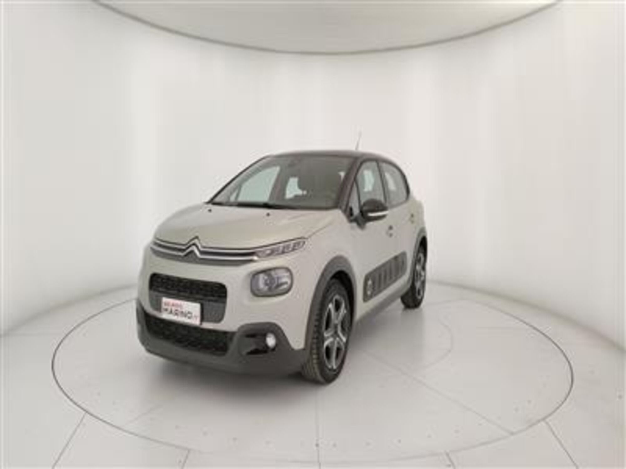 Citroen C3 BlueHDi 100 S&amp;S Shine  del 2017 usata a Bari