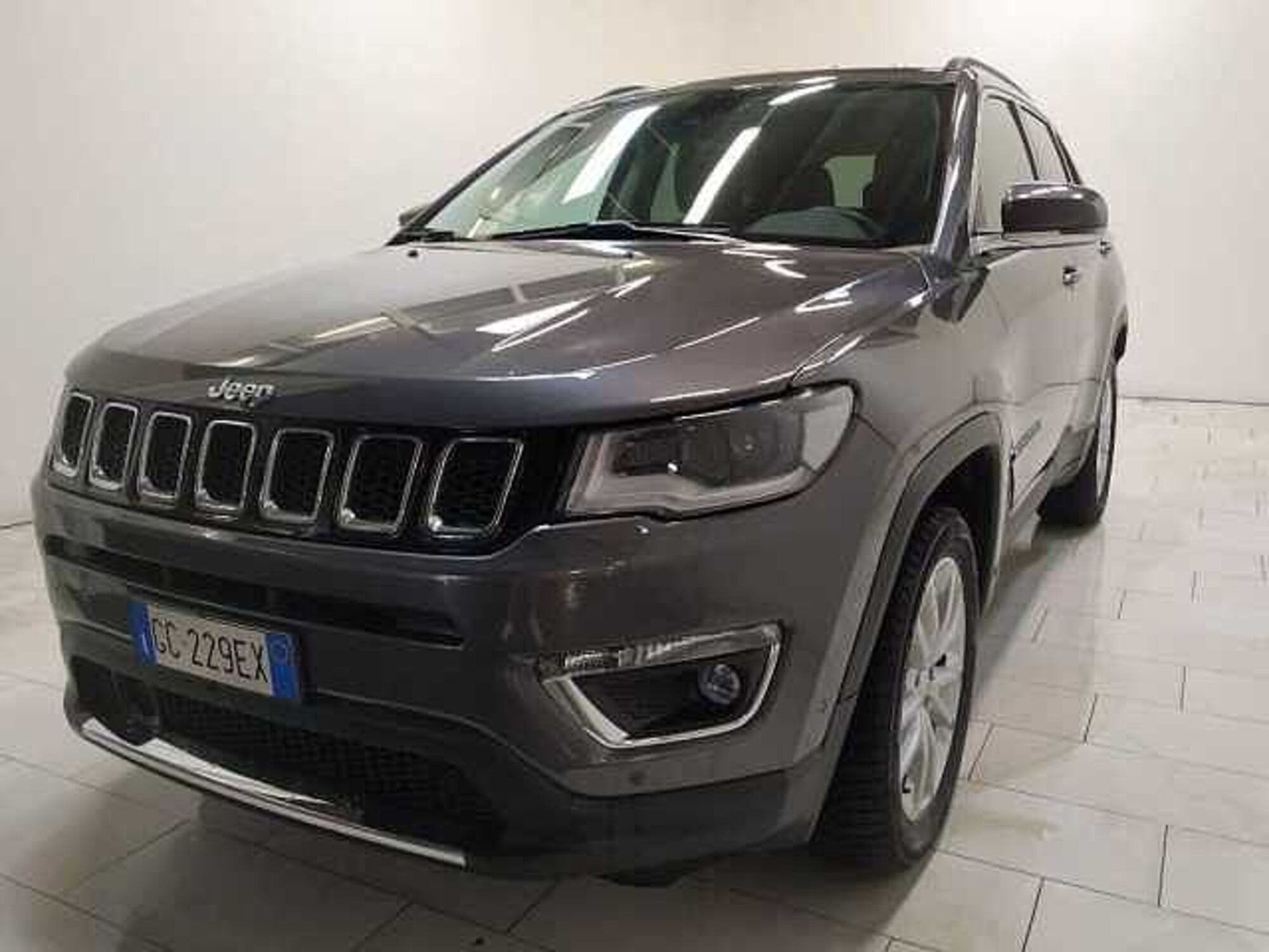 Jeep Compass 1.3 T4 190CV PHEV AT6 4xe Limited  del 2020 usata a Cuneo