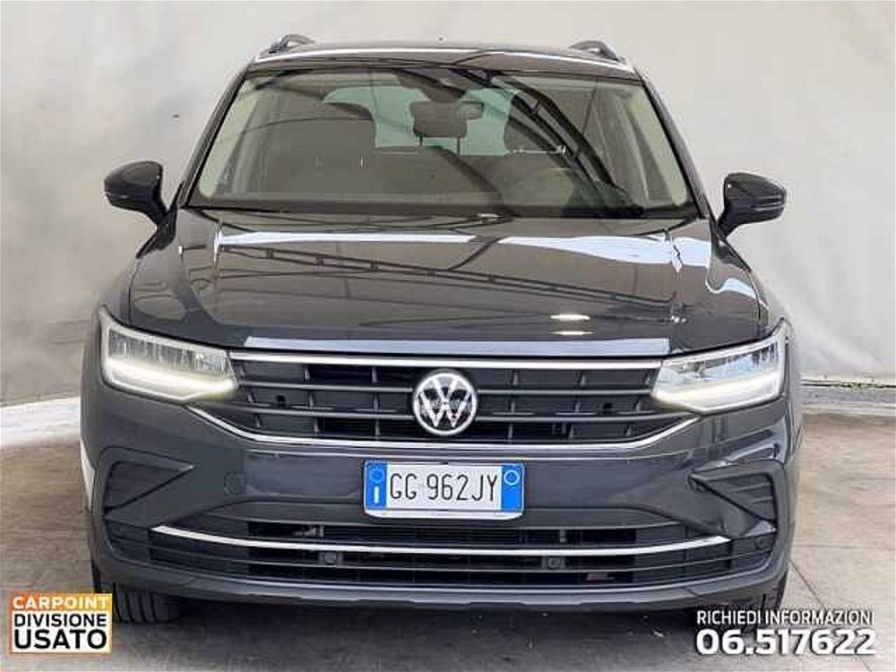 Volkswagen Tiguan 1.5 TSI ACT Life del 2021 usata a Roma (2)