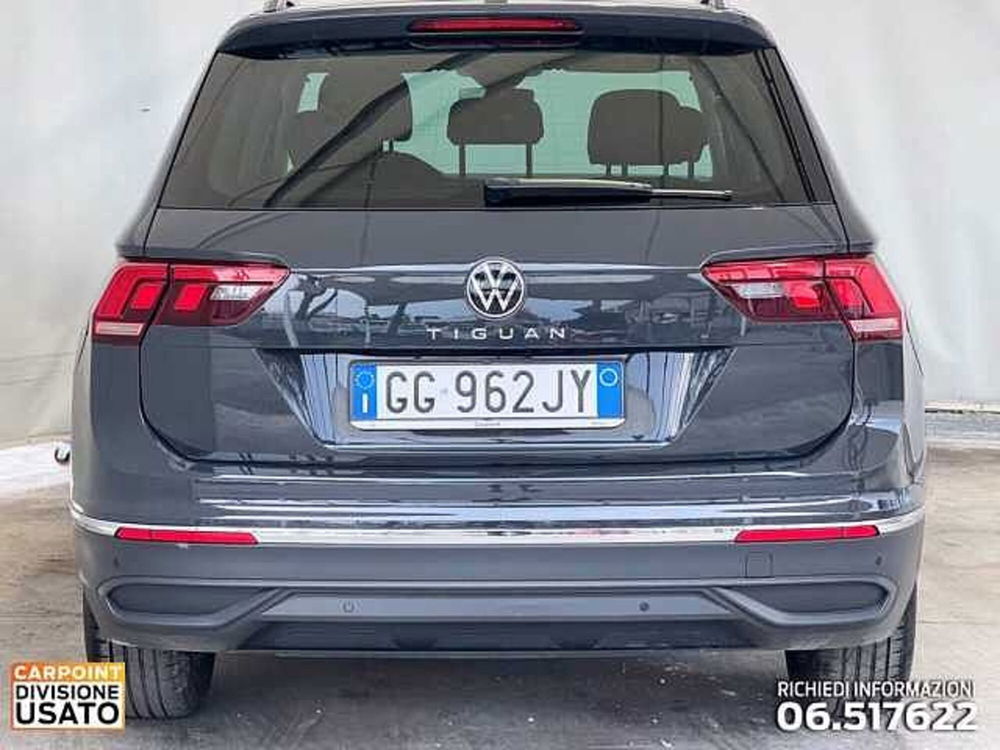 Volkswagen Tiguan 1.5 TSI ACT Life del 2021 usata a Roma (4)