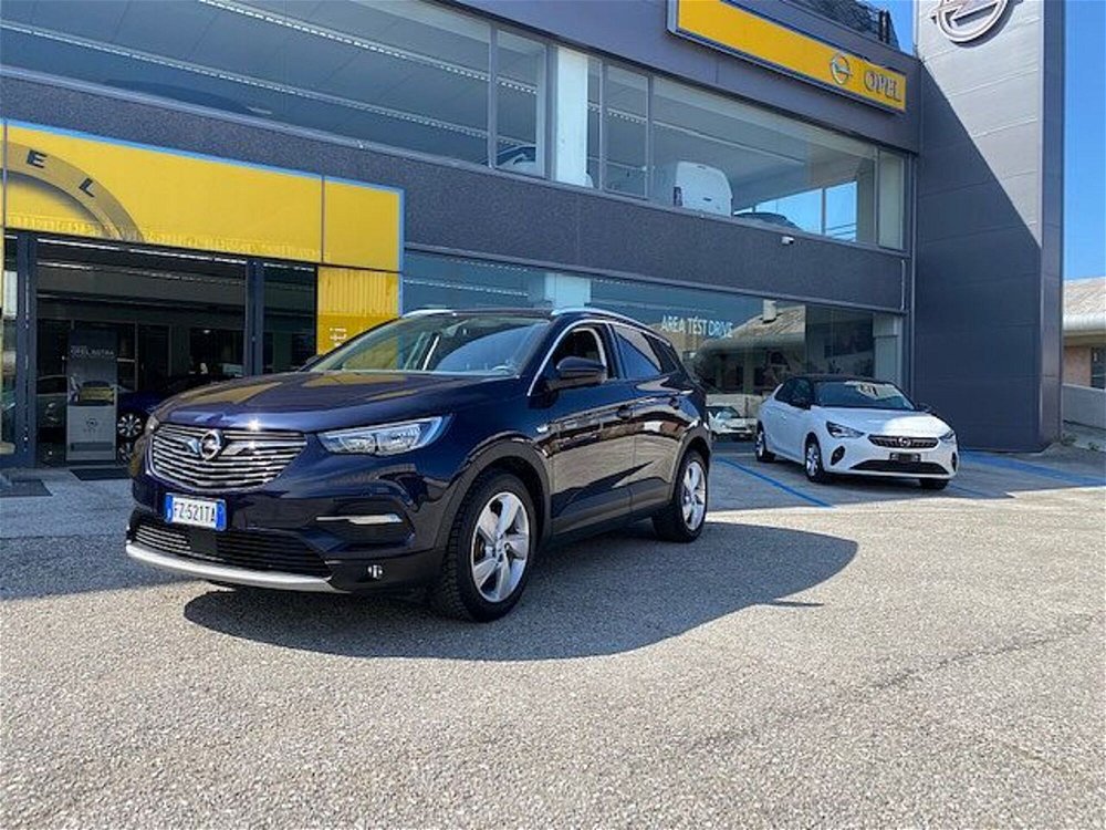 Opel Grandland X 1.5 diesel Ecotec Start&Stop Innovation del 2019 usata a Fano