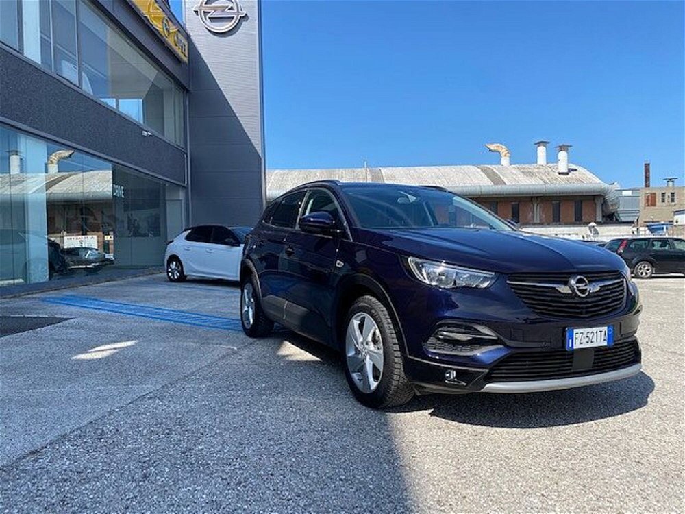Opel Grandland X 1.5 diesel Ecotec Start&Stop Innovation del 2019 usata a Fano (2)