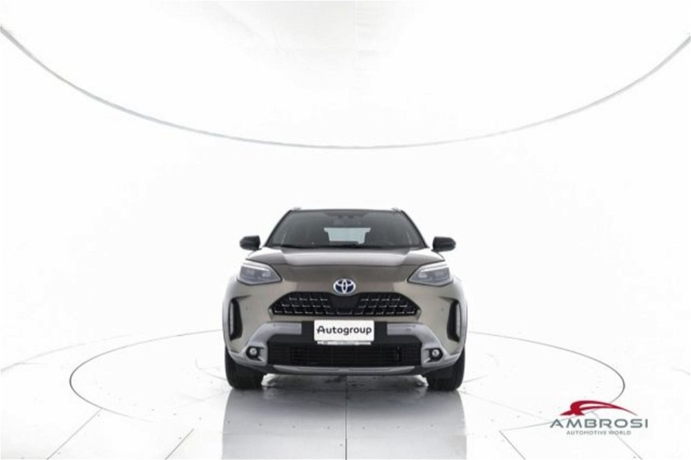 Toyota Yaris Cross 1.5 Hybrid 5p. E-CVT Premiere del 2022 usata a Corciano (5)