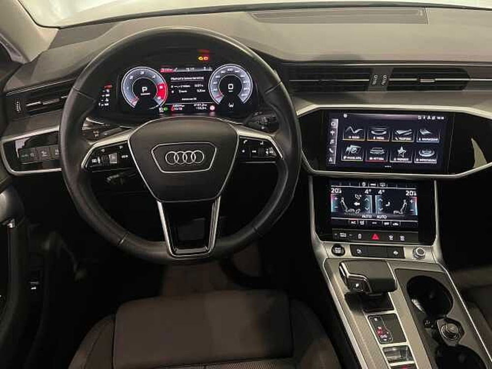 Audi A6 Avant 40 2.0 TDI S tronic Business Sport  del 2021 usata a Genova (3)