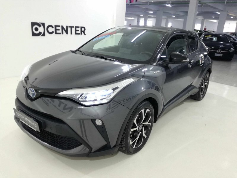 Toyota Toyota C-HR 2.0 Hybrid E-CVT Trend  del 2019 usata a Salerno