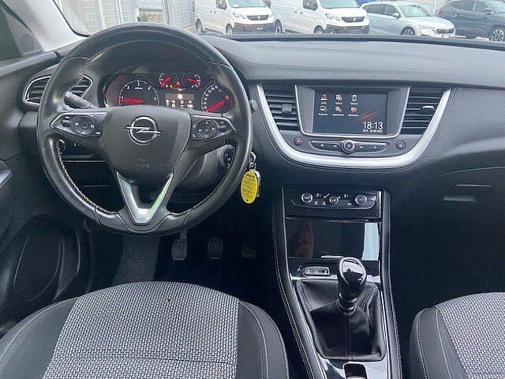 Opel Grandland X usata a Ancona (13)