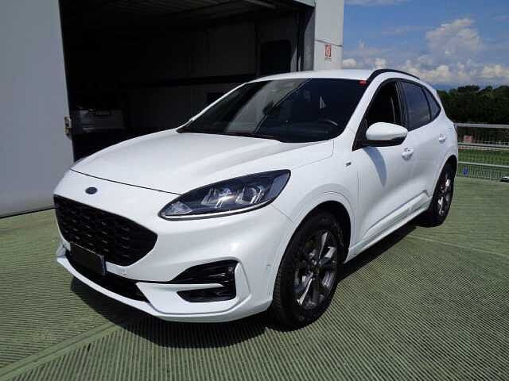 Ford Kuga 2.5 Full Hybrid 190 CV CVT 2WD ST-Line Design del 2021 usata a Castelfranco Veneto