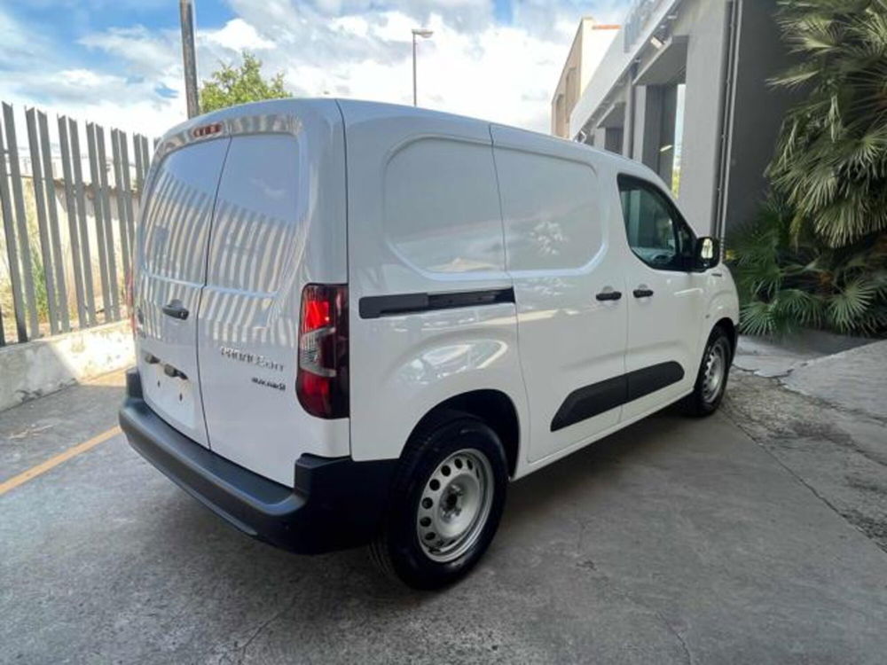 Toyota Proace nuova a Sassari (6)