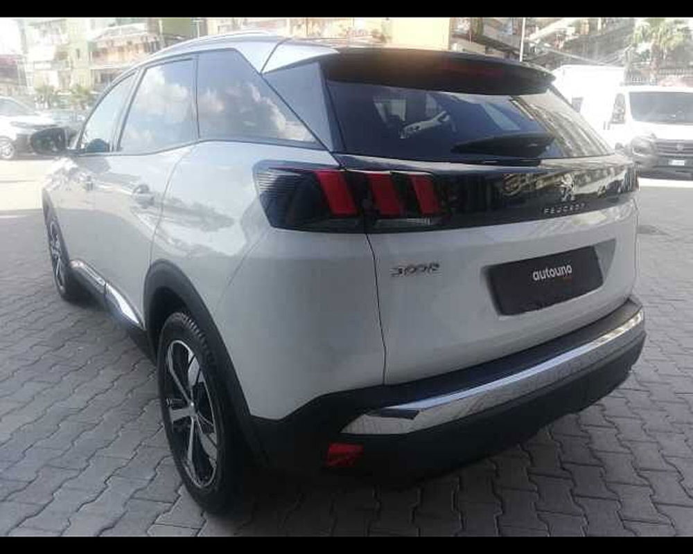 Peugeot 3008 usata a Napoli (4)