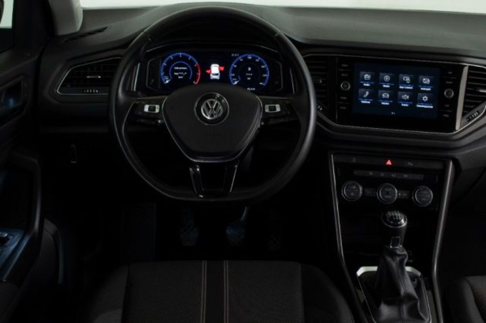 Volkswagen T-Roc usata a Novara (7)