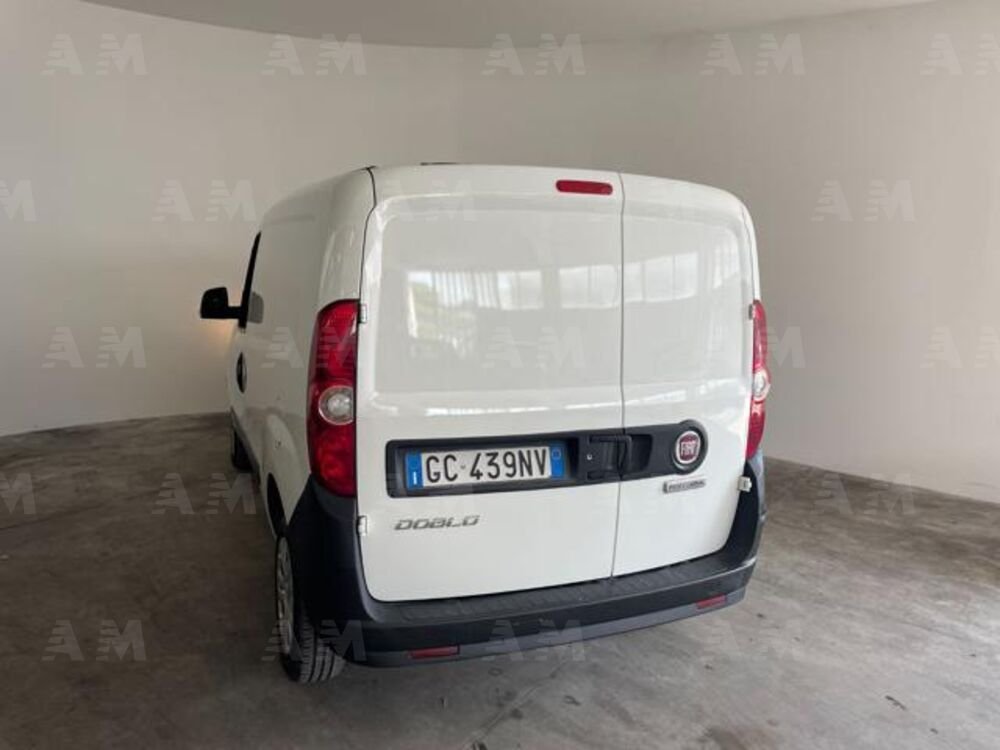 Fiat Doblò Furgone 1.3 MJT S&S PC-TN Cargo Lounge  del 2020 usata a Ancona (5)