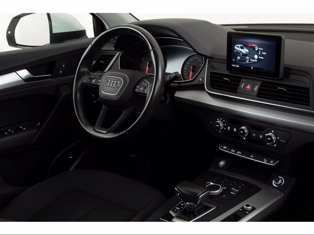 Audi Q5 35 TDI quattro S tronic  del 2019 usata a Paruzzaro (4)