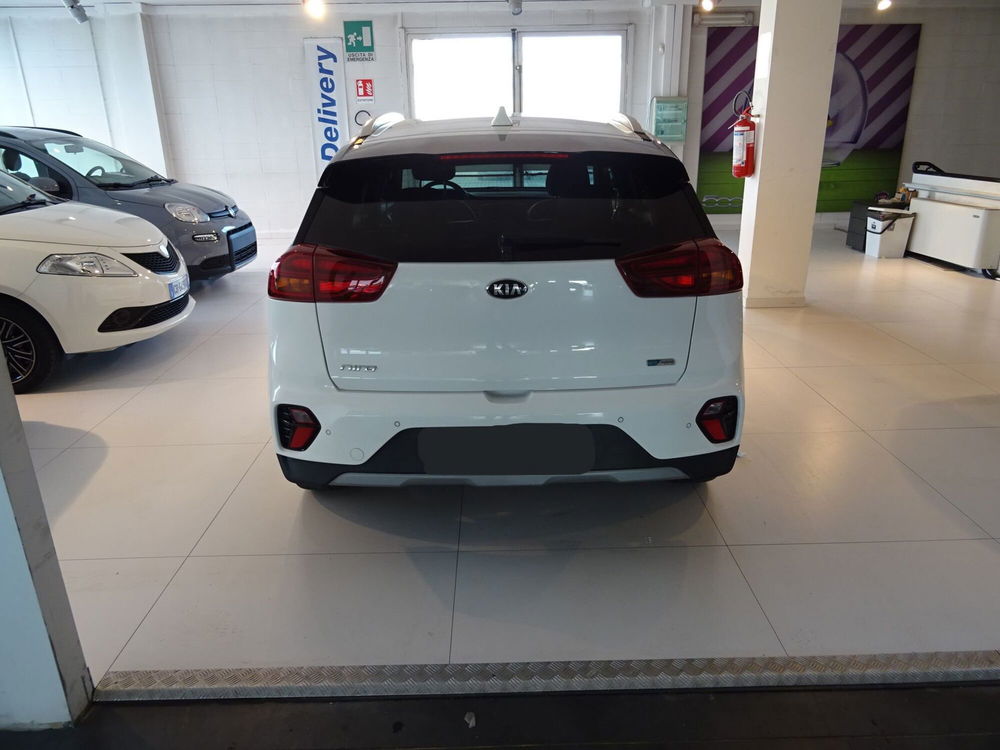 Kia Niro 1.6 GDi DCT HEV Evolution  del 2021 usata a Lucca (4)