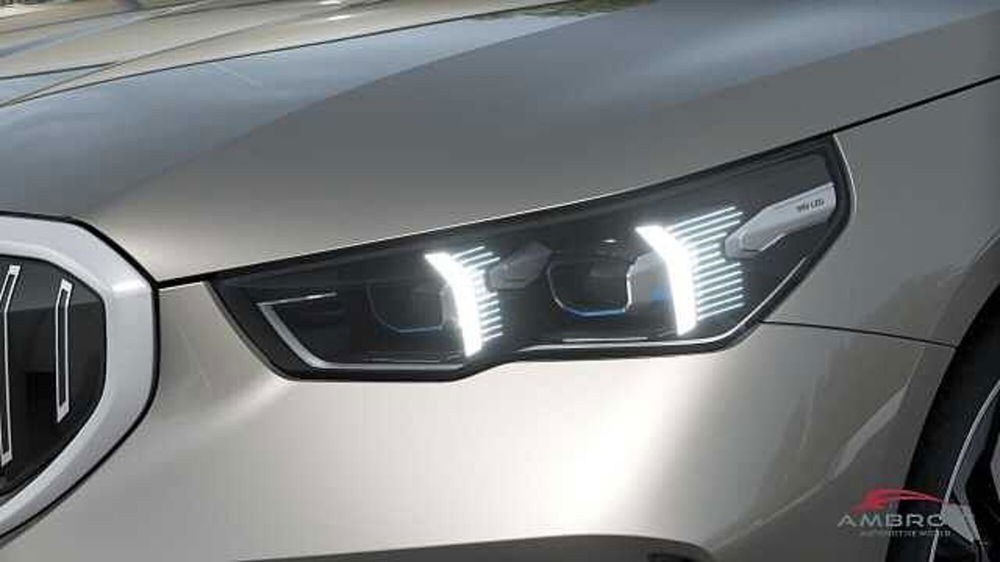 BMW i5 Touring nuova a Viterbo (6)