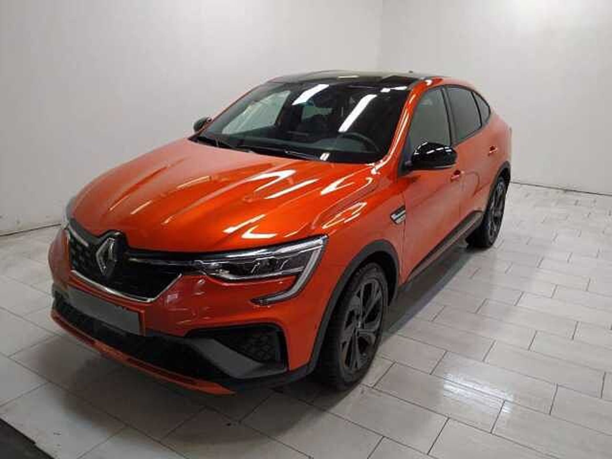 Renault Arkana 1.6 full hybrid Techno 145cv del 2021 usata a Cuneo