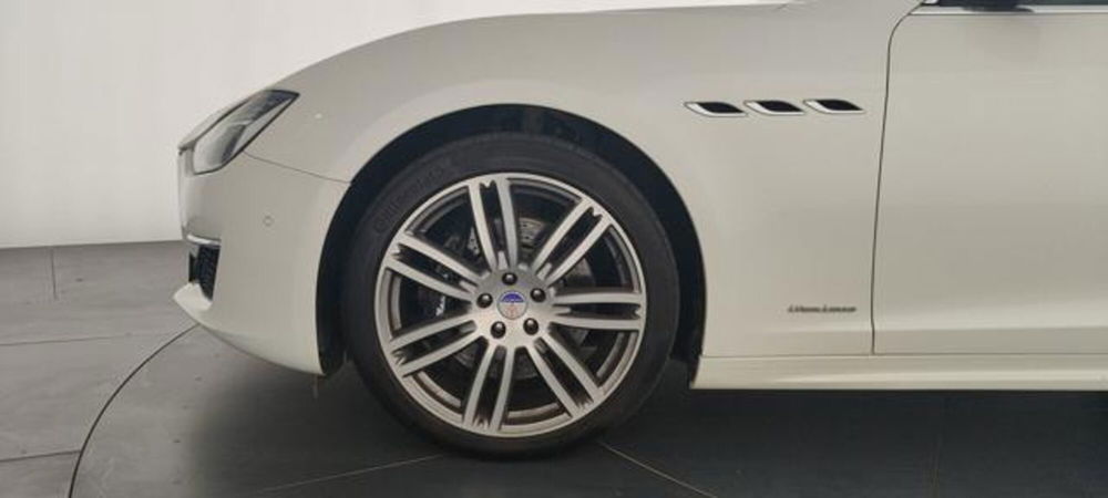 Maserati Ghibli usata a Perugia (8)