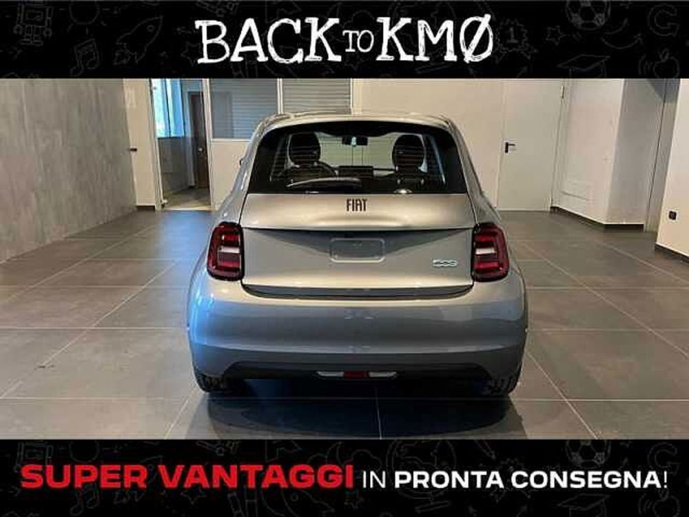 Fiat 500e Cabrio nuova a Udine (6)