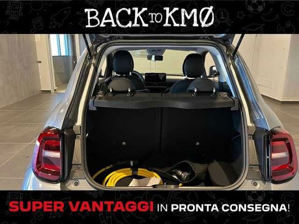 Fiat 500e Cabrio nuova a Udine (8)