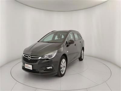 Opel Astra Station Wagon 1.6 CDTi 136CV Start&amp;Stop Sports Business  del 2019 usata a Bari