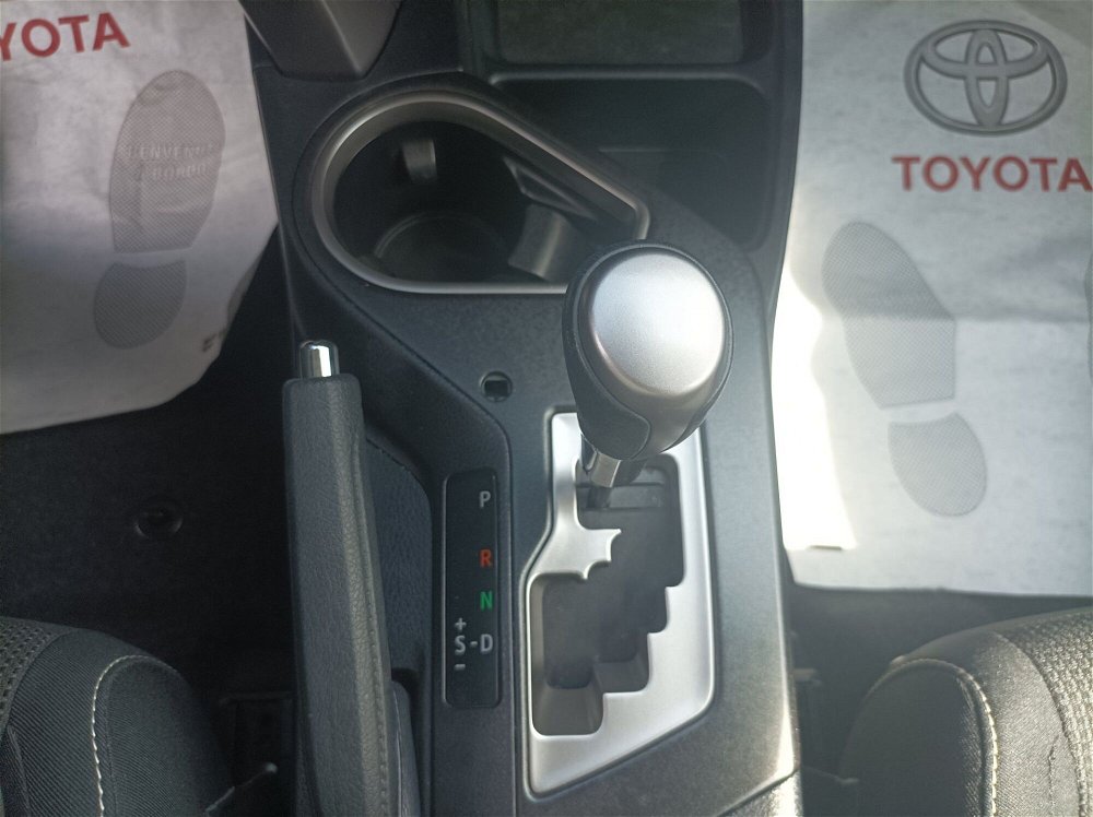 Toyota RAV4 Hybrid 2WD Lounge  del 2019 usata a Ceccano (3)