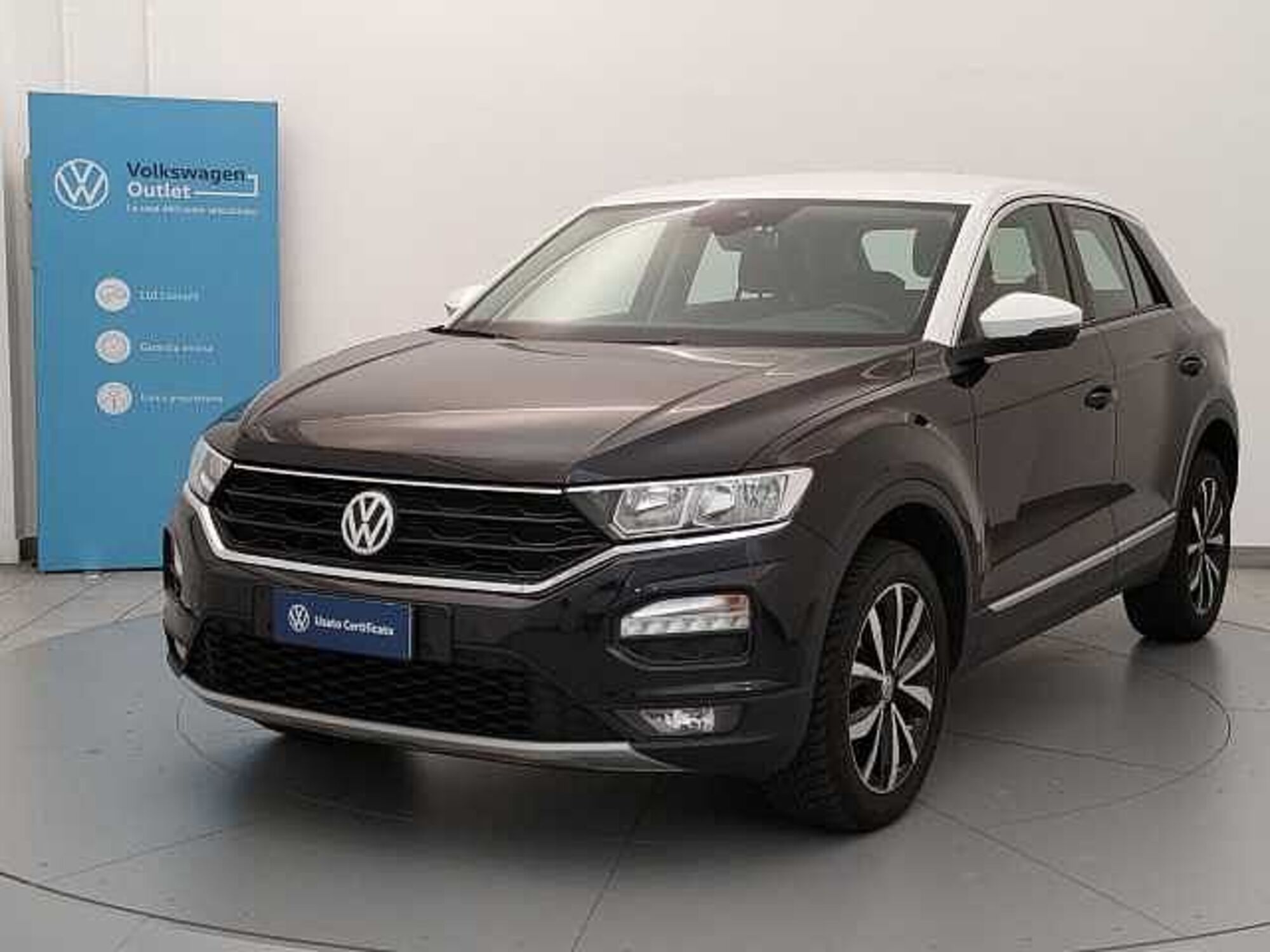 Volkswagen T-Roc 1.6 TDI SCR Style BlueMotion Technology del 2020 usata a Busto Arsizio