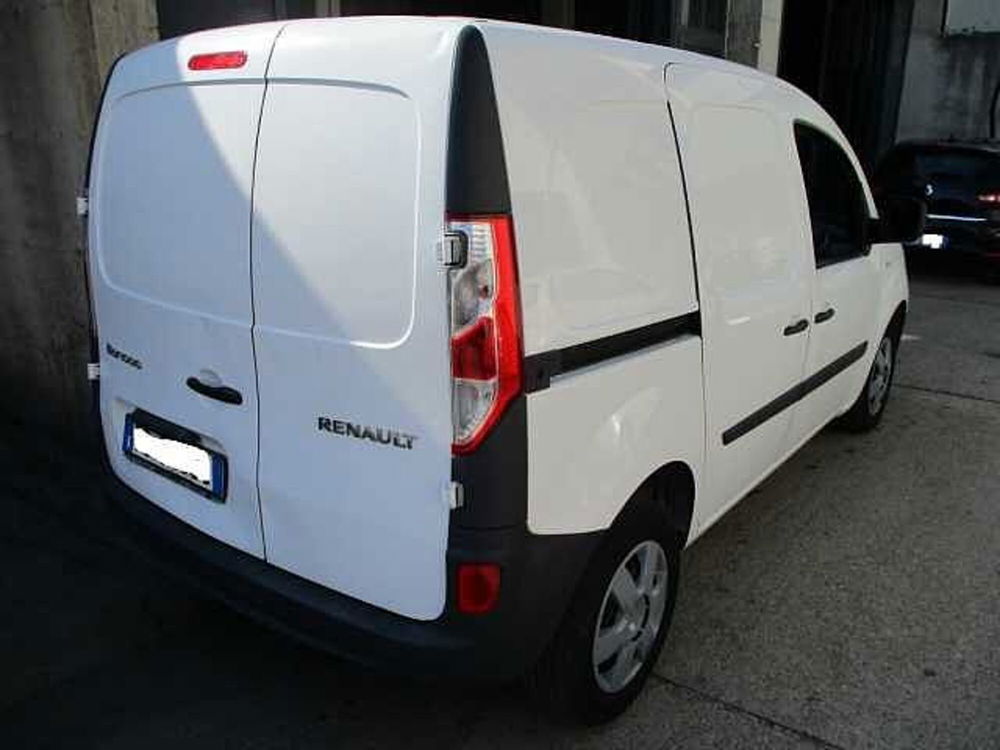 Renault Kangoo usata a Roma (2)