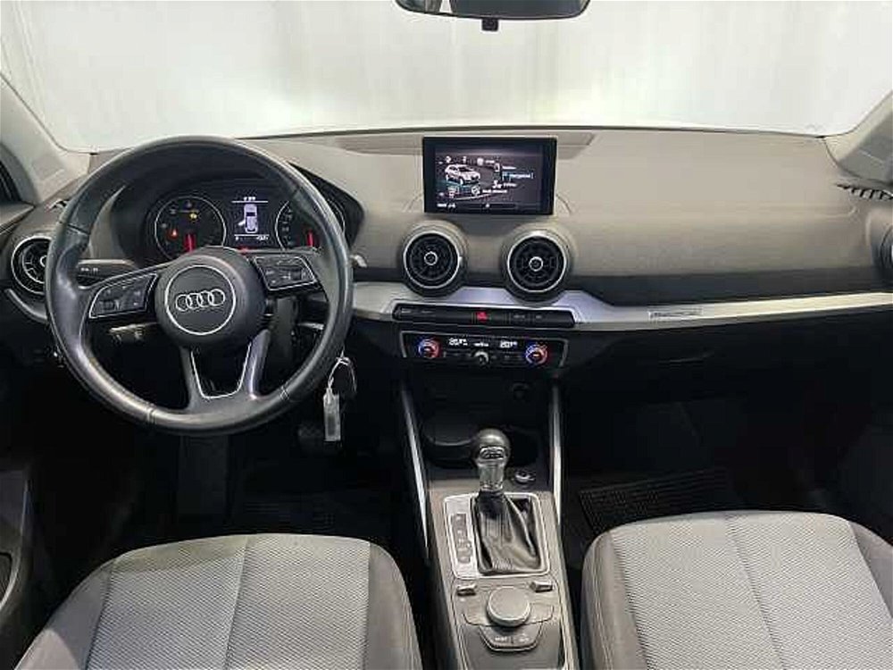 Audi Q2 Q2 2.0 TDI quattro S tronic Design del 2017 usata a Lucca (3)