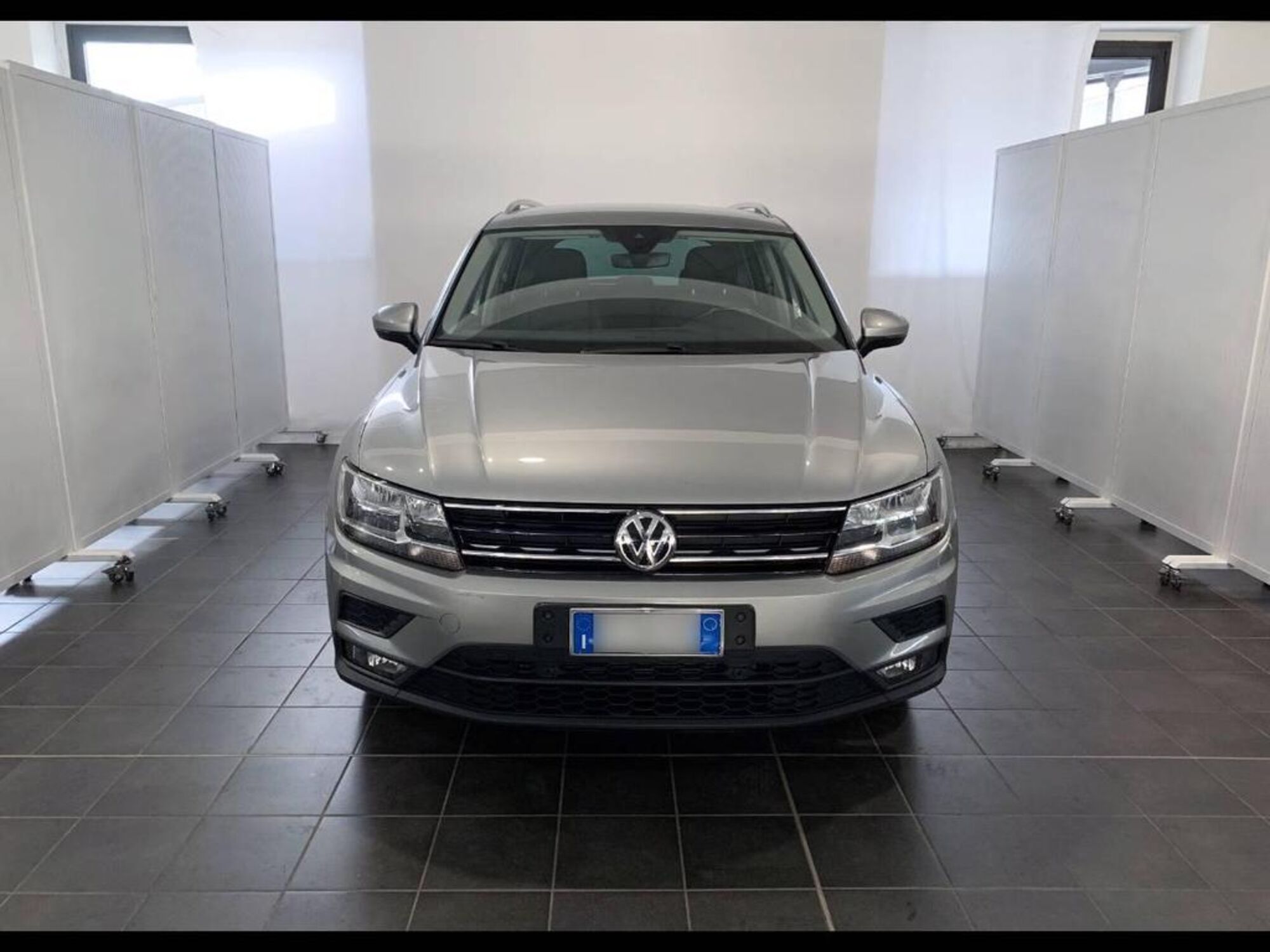 Volkswagen Tiguan 2.0 TDI SCR DSG Business BlueMotion Technology  del 2019 usata a Torino